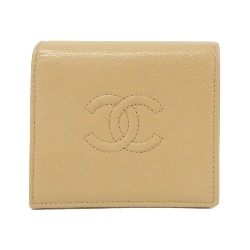 CHANEL Cream Wallet